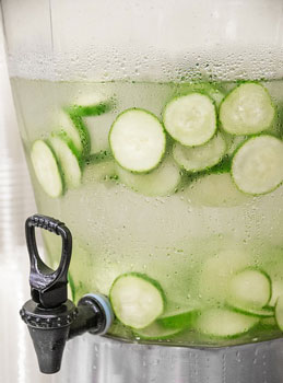 Cucumber detox water